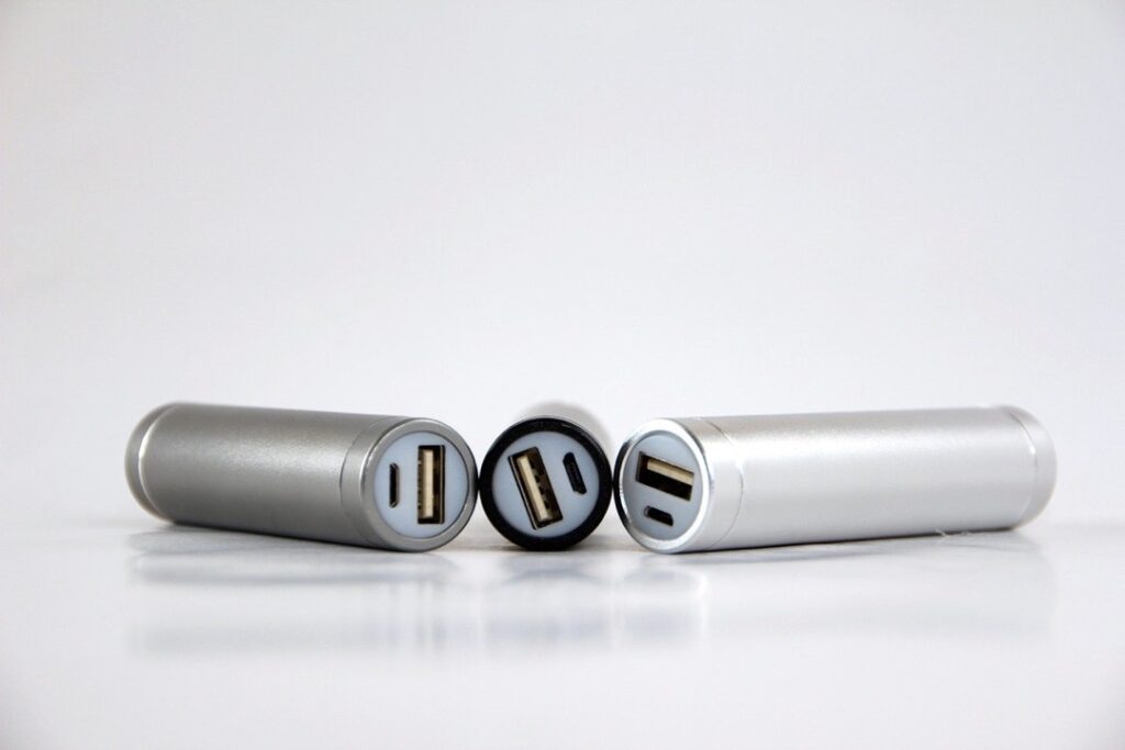 粗悪品を買ってみた モバイルバッテリーの容量詐欺には注意 スマライフ